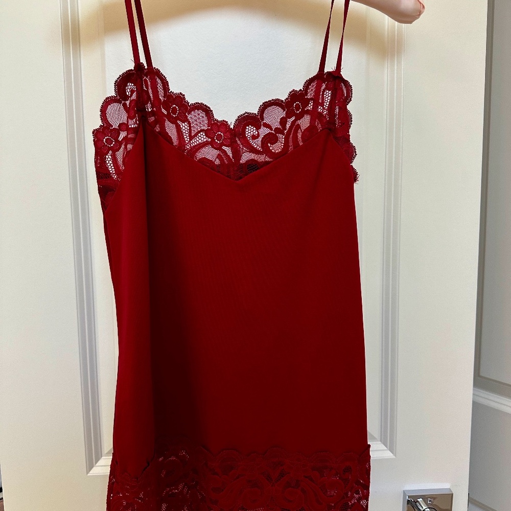 Ladies Red/Wine Lace Cami - Size Small